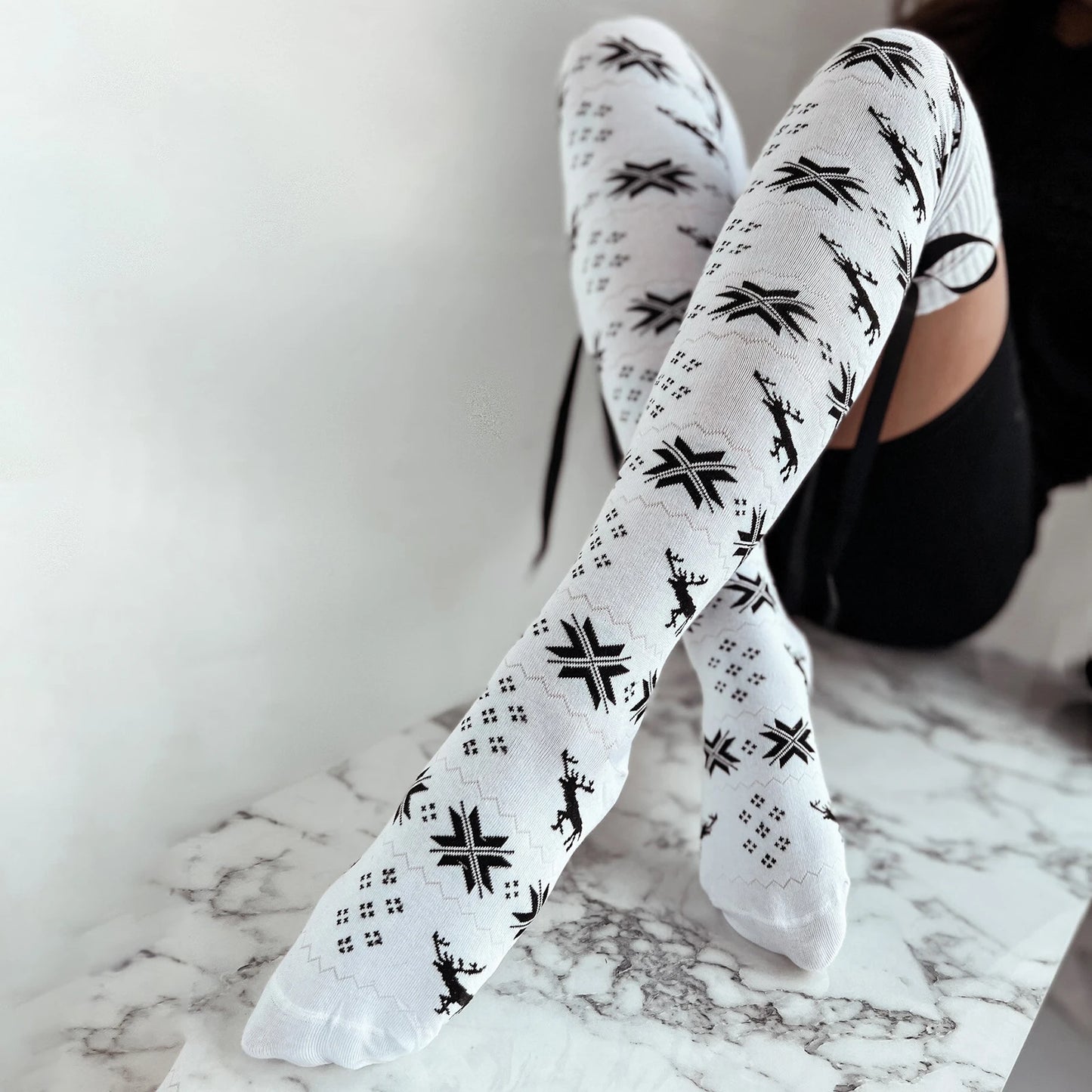 Christmas Bow Knee-High Socks