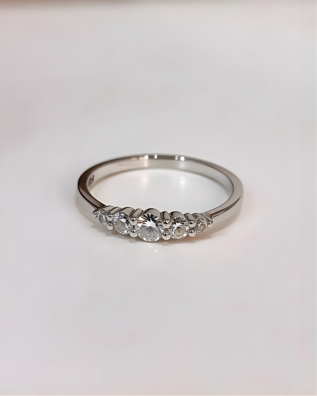 Classic 5 Gems ring